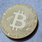 Strategie HODL vs aktivní obchodování – Která je pro vás?